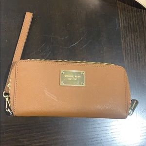 Michael Kors wallet